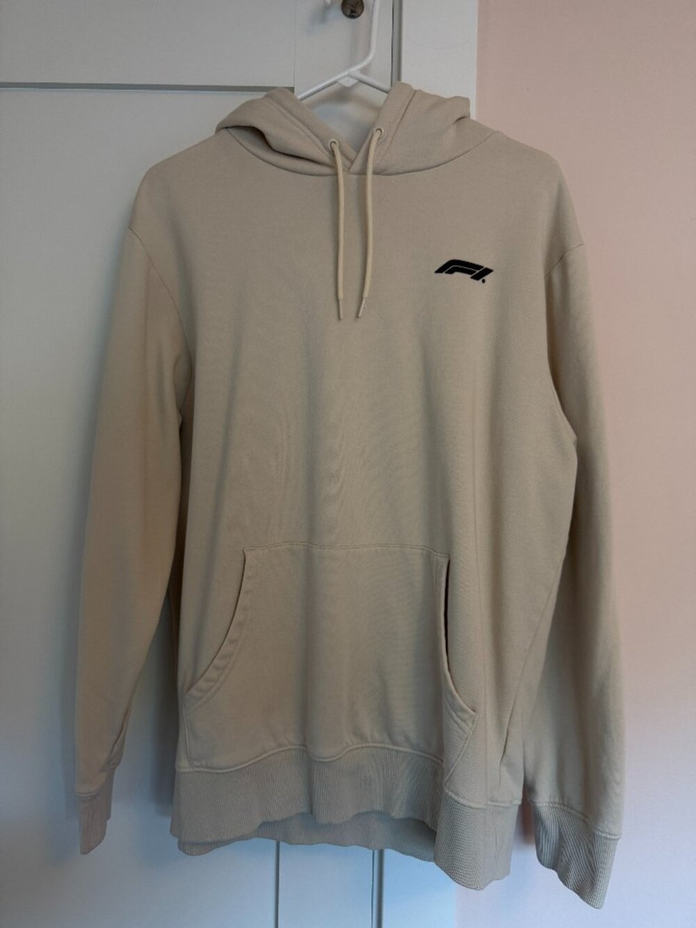 Formula 1 Official Product Hoodie Tan L Kangaroo Pocket